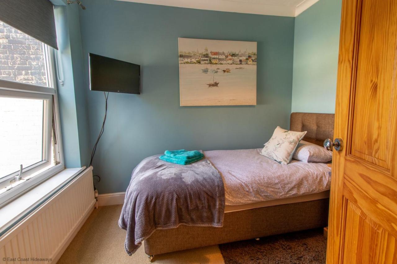 Modern Coastal Home Sleeping 5 - 2 Minute Walk To Pakefield Beach, Suffolk Extérieur photo