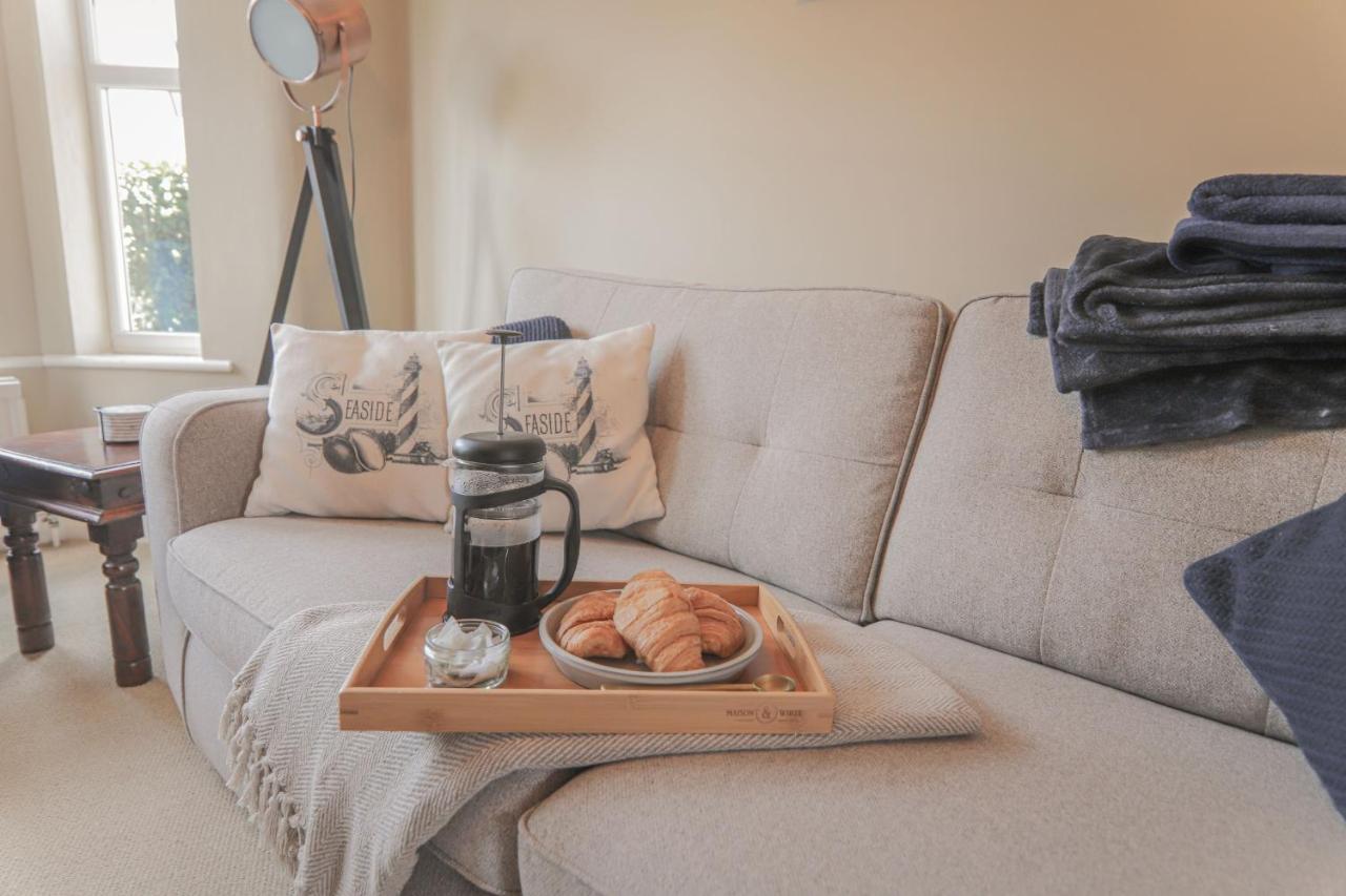 Modern Coastal Home Sleeping 5 - 2 Minute Walk To Pakefield Beach, Suffolk Extérieur photo