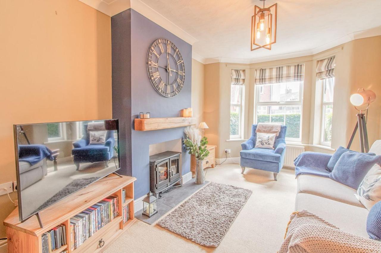 Modern Coastal Home Sleeping 5 - 2 Minute Walk To Pakefield Beach, Suffolk Extérieur photo